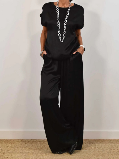Avina – Refined Two-Piece Set