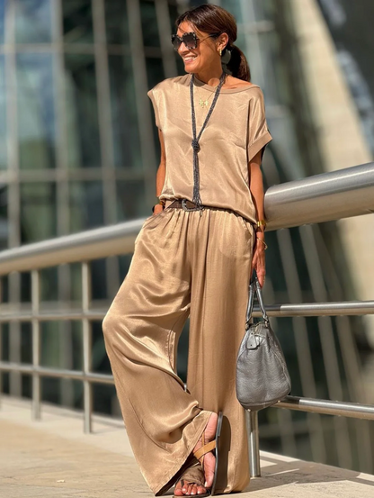 Avina – Refined Two-Piece Set